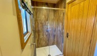 Large walk in shower in Maple Lodge.jpg 9