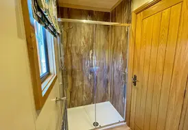 Large walk in shower in Maple Lodge 9