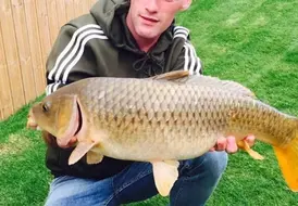 carp-fishing-holiday-lakeside-lodges-mill-farm 51