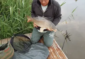 couples-carp-fishing-holiday-mill-farm-leisure 89