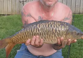 guest-catch-carp-dog-friendly-holiday-mill-farm 111