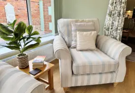 Holly_Garden_Room.jpg 1